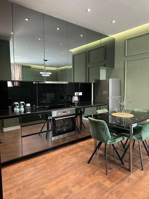 Green Apartment Tiranë Ngoại thất bức ảnh