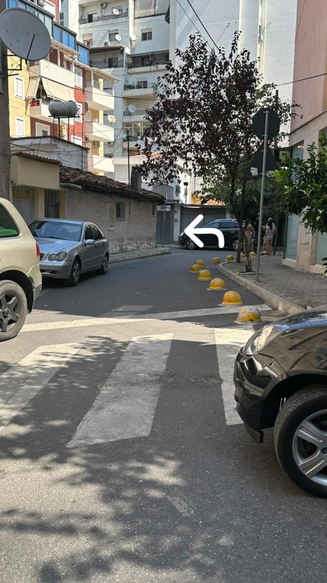 Green Apartment Tiranë Ngoại thất bức ảnh